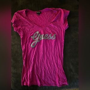 Guess Pink V-Neck T-Shirt small